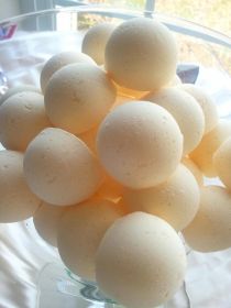 GEORGIA PEACH Bath Bomb Fizzies (14) 1 oz each with Shea Butter, Ultra Moisturizing...Great for Dry Skin (Georgia Peach)